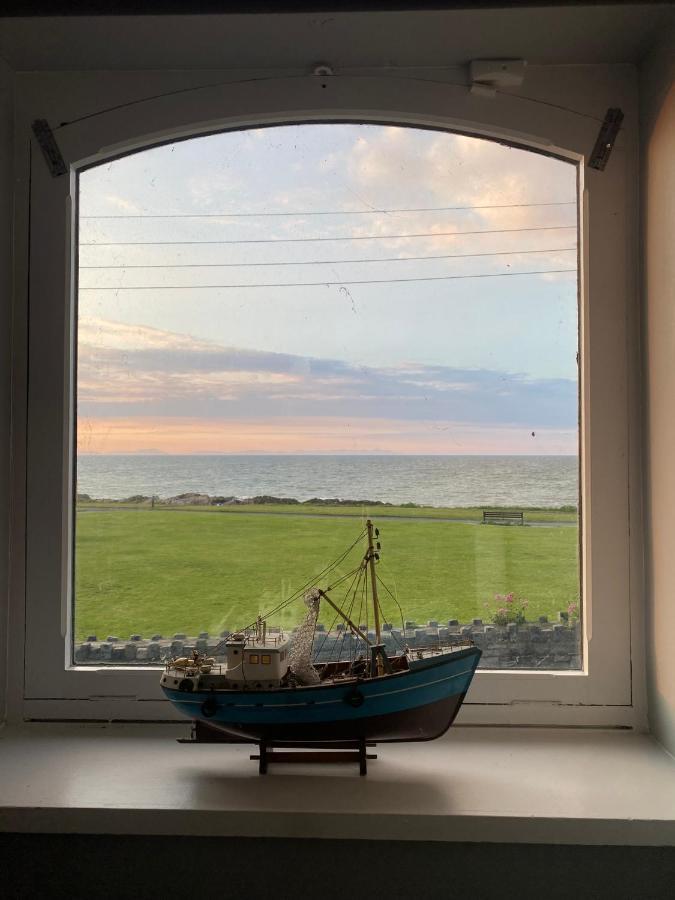 Апартаменты Lifeboat House Скеррис Экстерьер фото